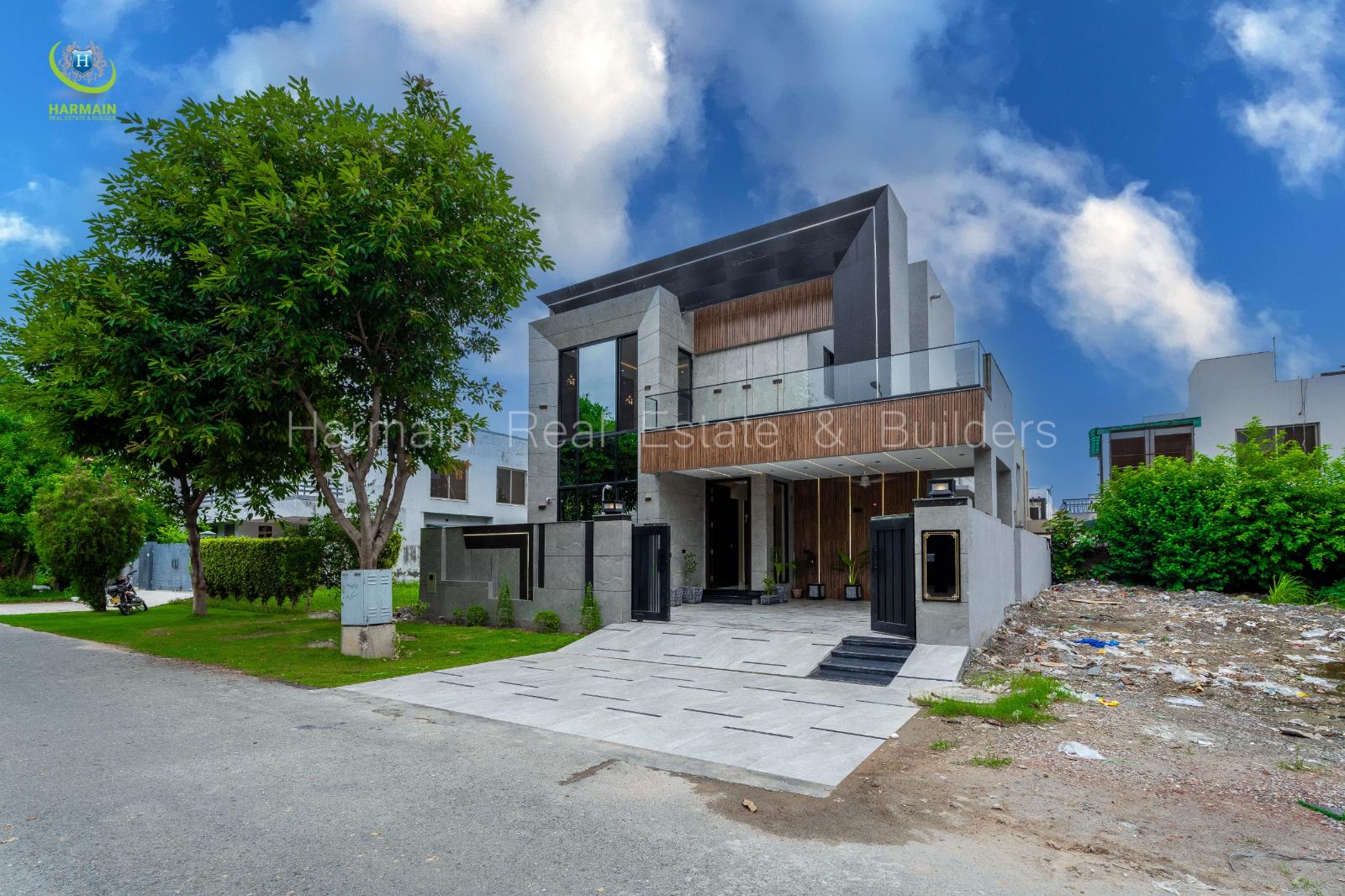 10 Marla Brand New House for sale in DHA, Lahore | TL-1021 Slide 1