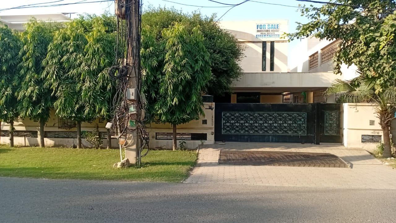 20 Marla Used House for sale in DHA, Lahore | TL-1074 Slide 1