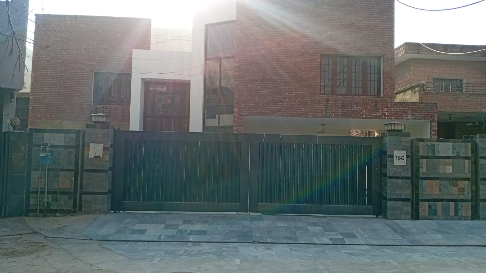 40 Marla Used House for sale in DHA, Lahore | TL-1314 Slide 1
