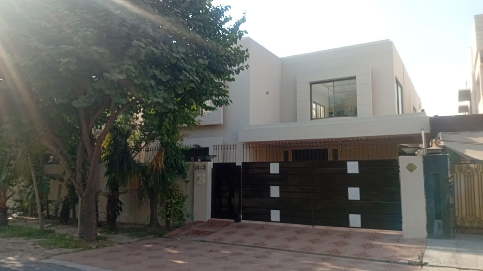 20 Marla Used House for sale in DHA, Lahore | TL-1331 Slide 1