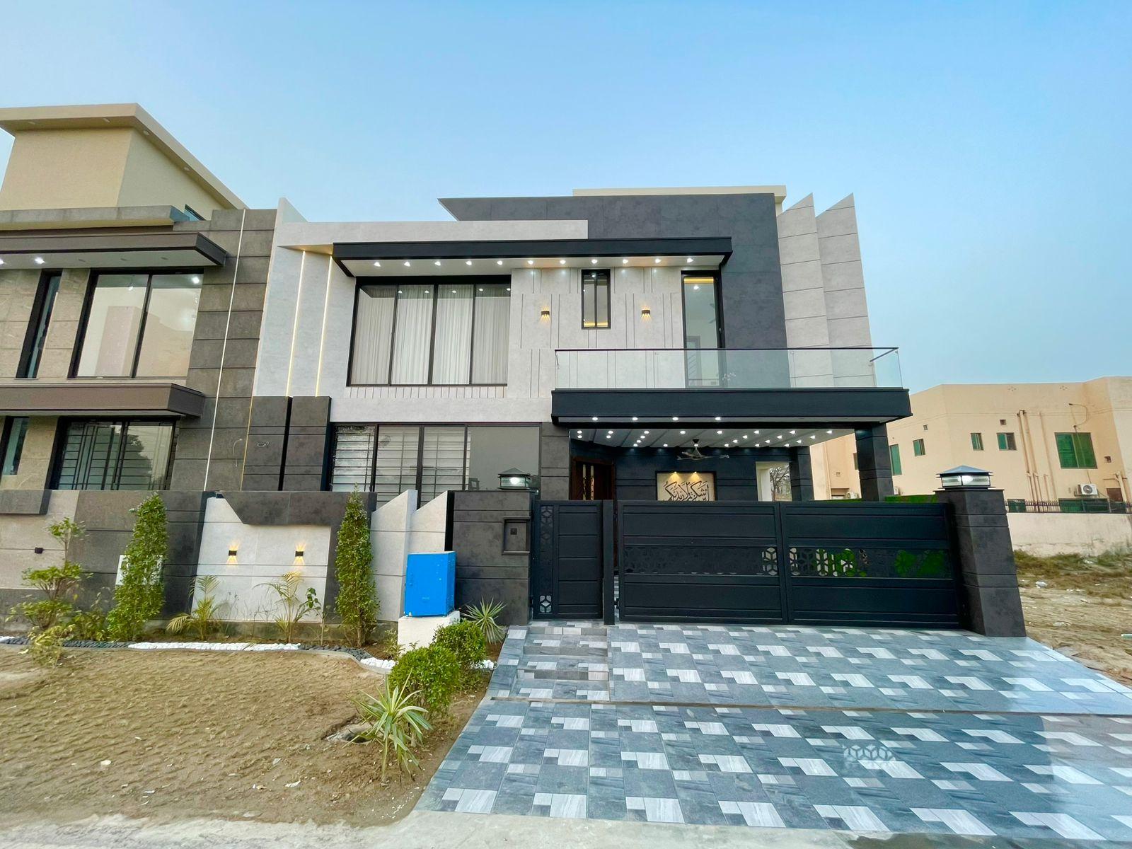10.1 Marla Brand New House for sale in BANKERS AVENUE, Lahore | TL-1459 Slide 1