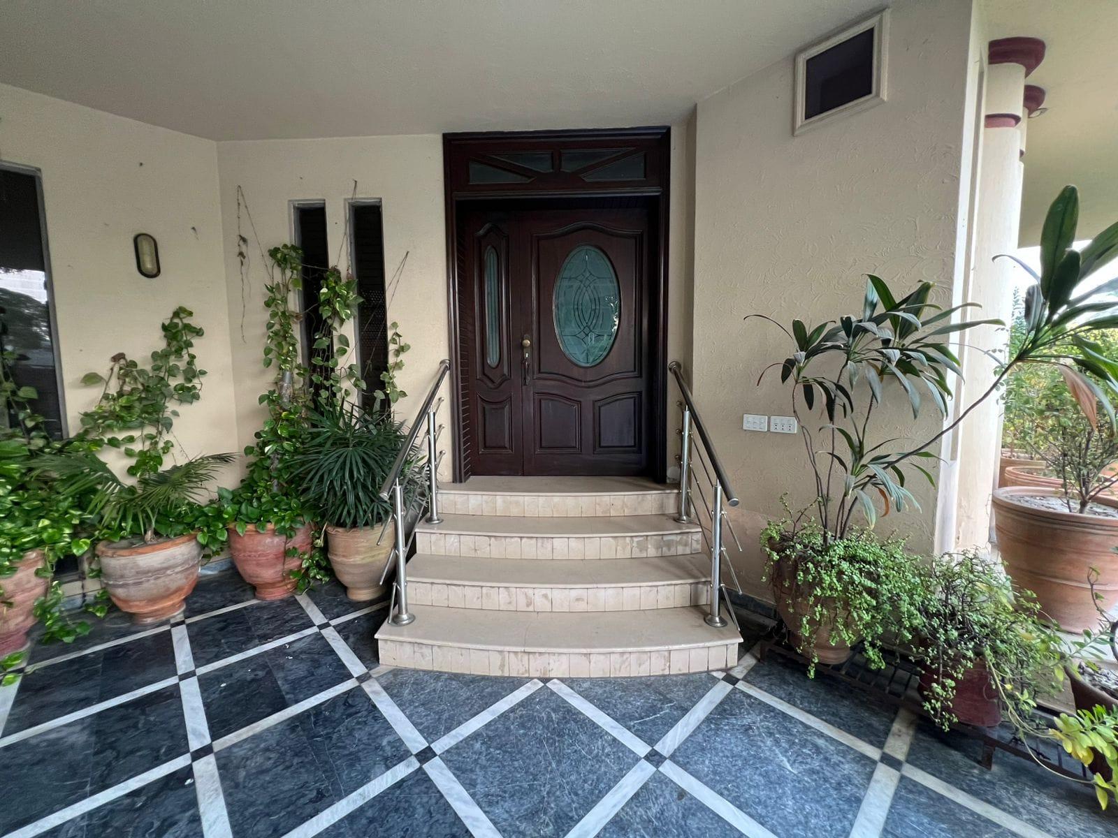 33 Marla Used House for sale in DHA, Lahore | TL-1249 Slide 1